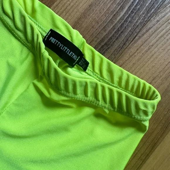 Pretty Little Thing Set - Picture 4 of 4